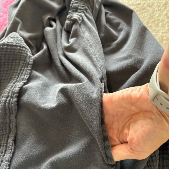 Anthro Daily Practice Frida - Picture 6 of 8